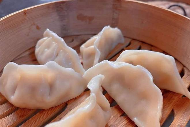 D5. Steamed Chicken Dumpling (6pcs) (蒸水饺)